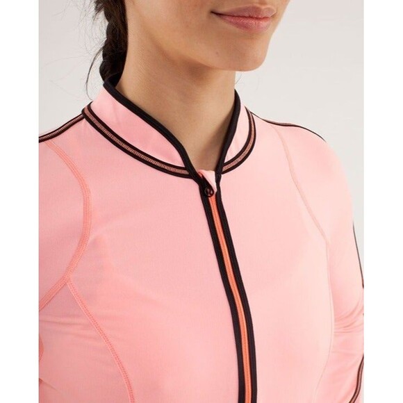 Lululemon Run: Rise And Shine Pullover size 4 - Picture 4 of 9